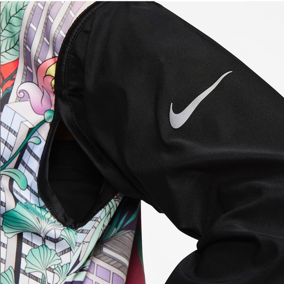Nike Reversible Japanese Graphic Satin Running Bomber Jacket - Picture 3 of 7